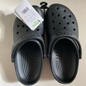Classic Crocs in Size 9 US women / 7 US men